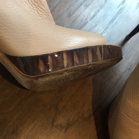 Burberry Leather Taupe Ankle Boots - Picture 5 of 8